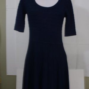 LBD,  blue dress, knit w seam features, goes everywhere, dress down, dress up M